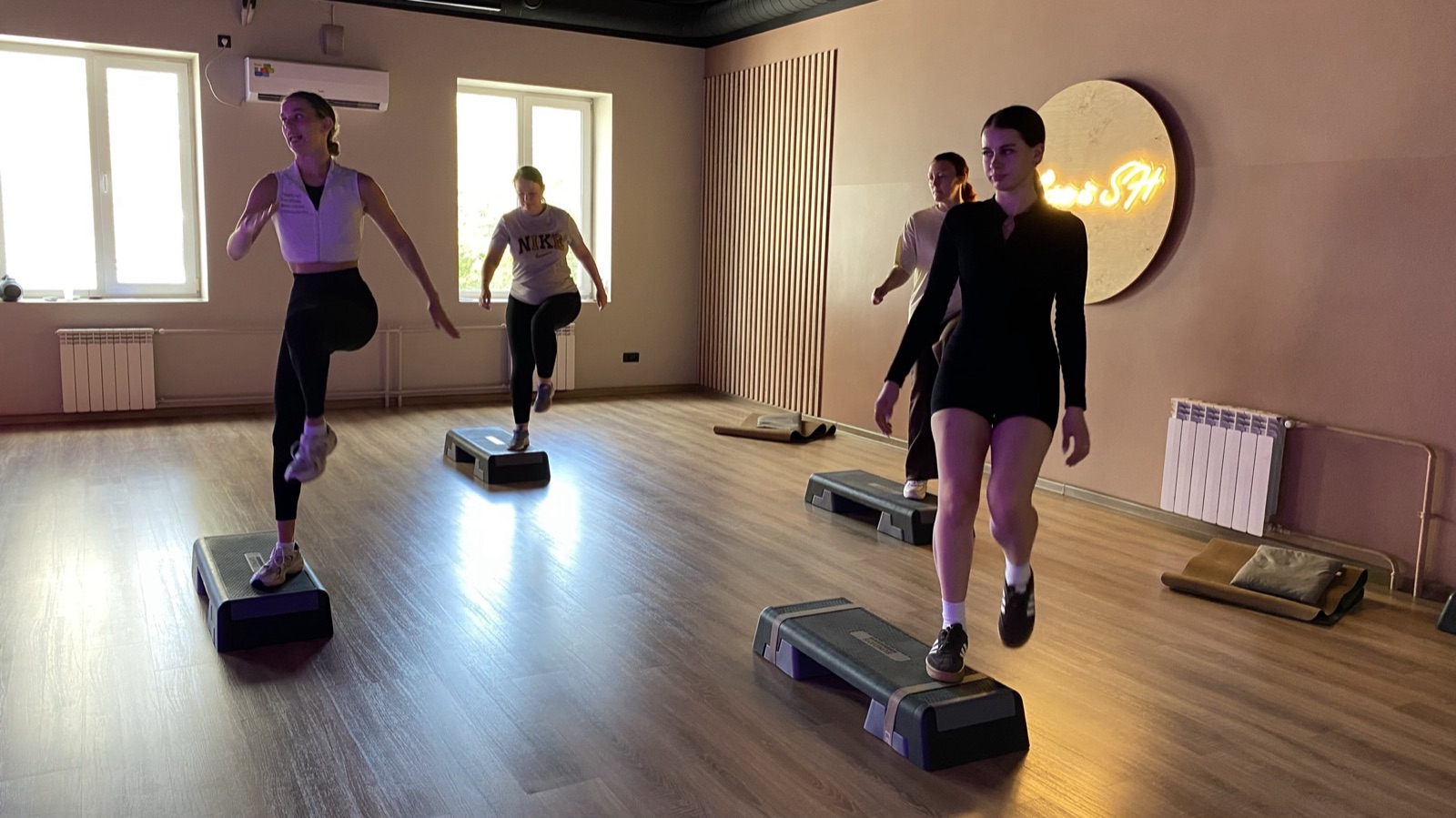 Атмосфера студии Stretch House