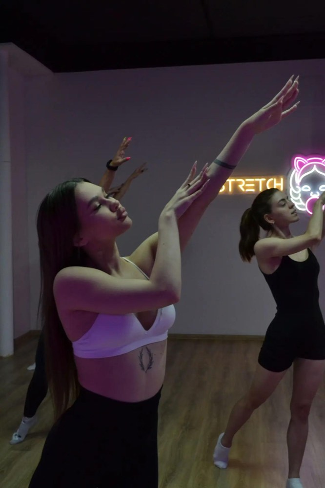 Занятие в студии Stretch House